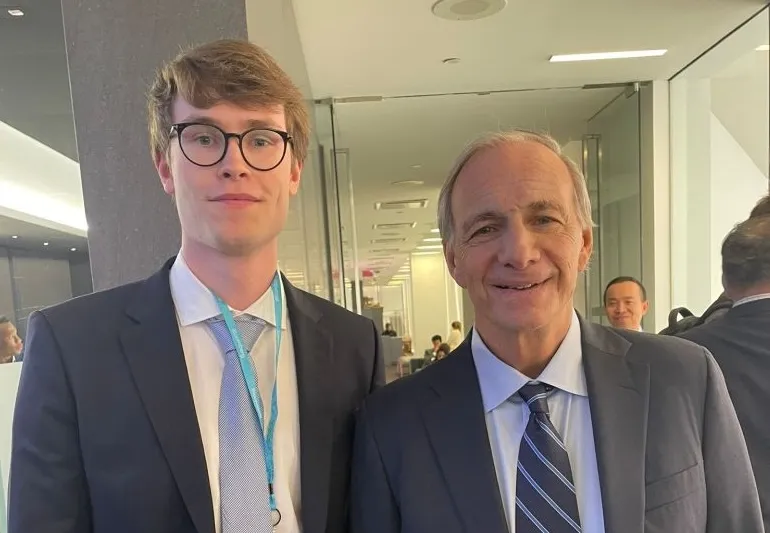 Con Ray Dalio en Bloomberg Invest Nueva York